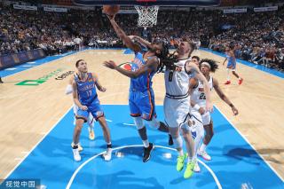 映了他们在 映了他们在