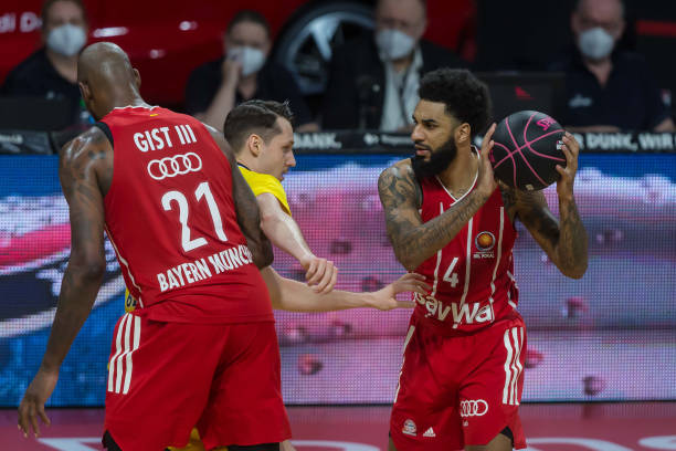 的全能表现 的全能表现