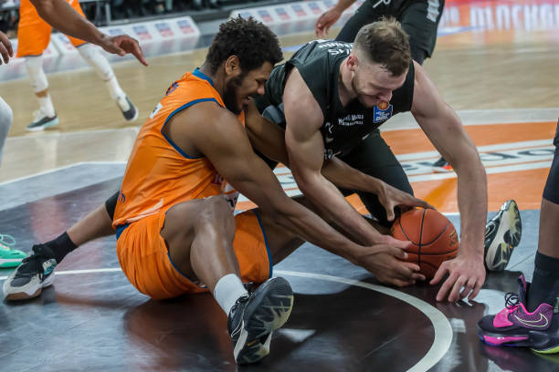 子宇的内线 子宇的内线